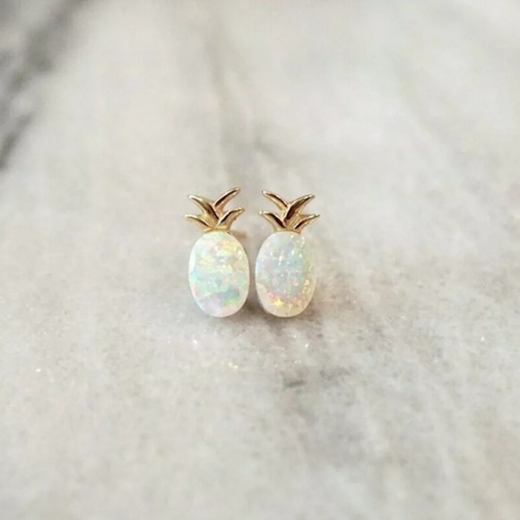 independent Jewelry - Delicate opal pineapple earrings studs (gold)